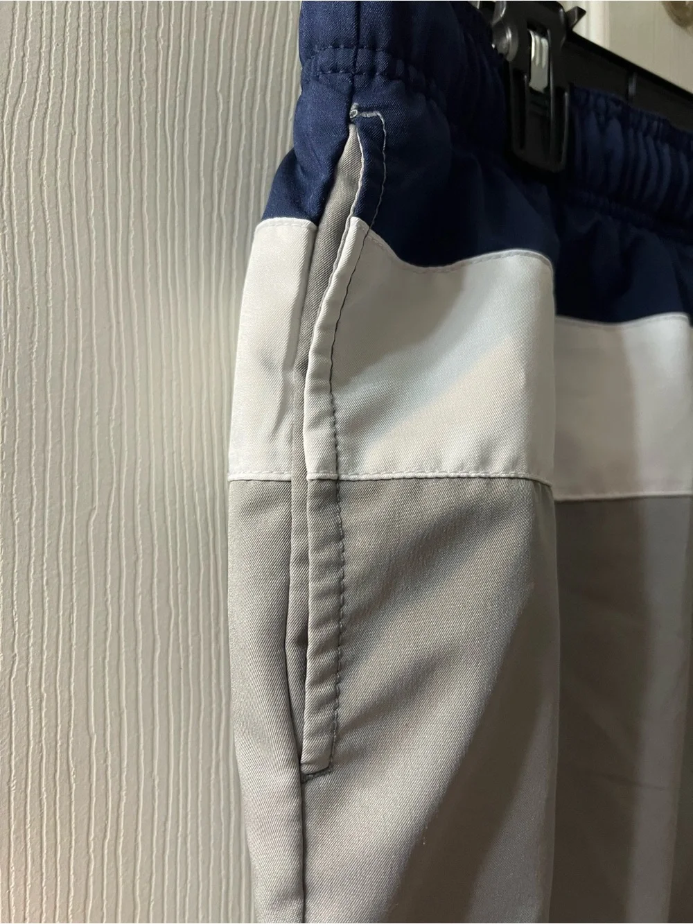 Speedo Men’s XXL Navy, White & Gray Colorblock Swim Shorts